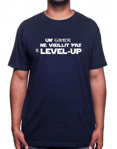 Un gamer ne viellit pas - Tshirt Homme