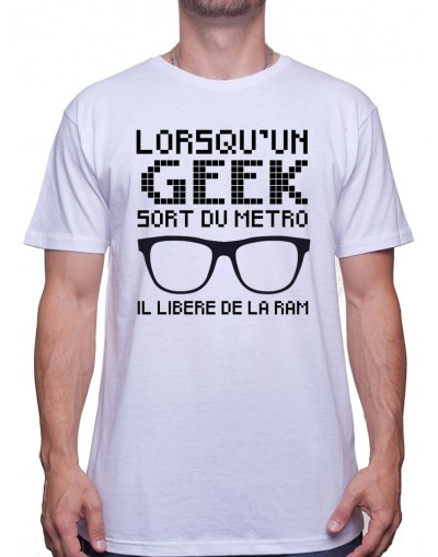 lorsqu'un geek sort du mÈtro - Tshirt Tshirt Homme Gamer