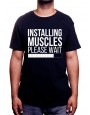 Installing muscles please wait - Tshirt Tshirt Homme Sport