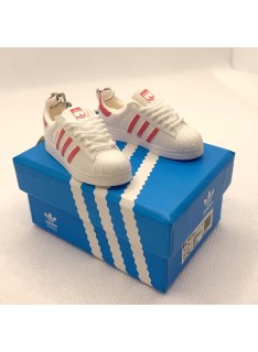 Adidas SuperStar Rose Porte Clé Sneakers